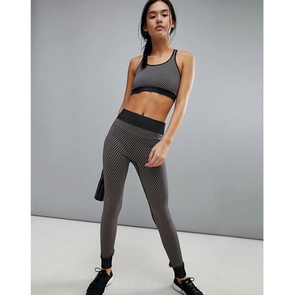 IVY PARK Pants - NWT Ivy Park Leggings